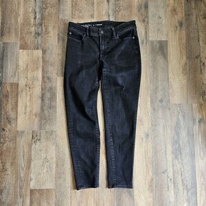 Talbots Flawless Girlfriend Black Jeans Size 2.